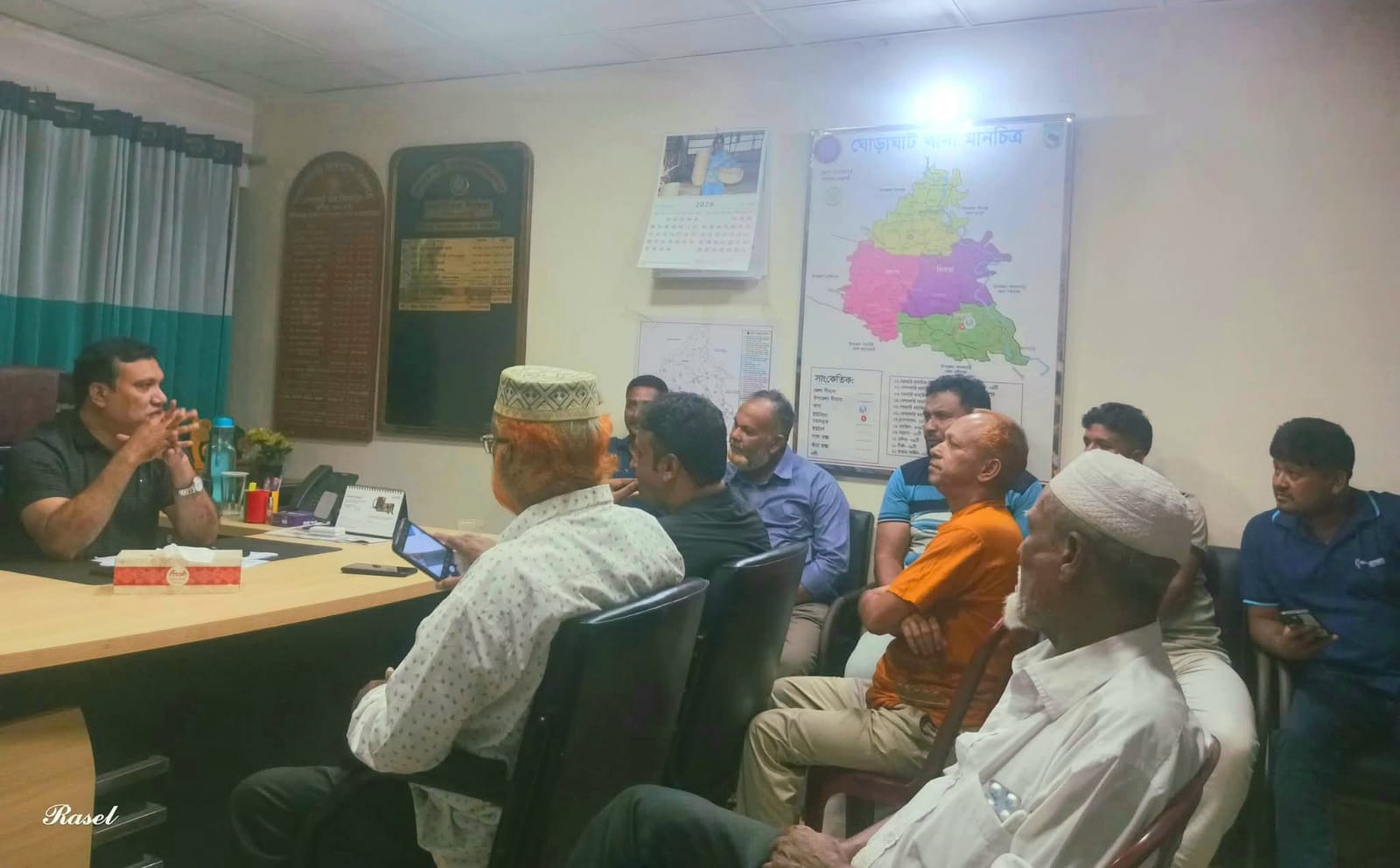 ঘোড়াঘাট থানার নবাগত ওসির সঙ্গে সাংবাদিকদের মতবিনিময়