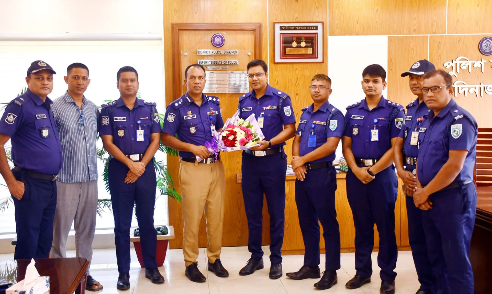বিপিএম-সেবা পদকপ্রাপ্ত দিনাজপুরের অতিরিক্ত পুলিশ সুপার আনোয়ার হোসেন