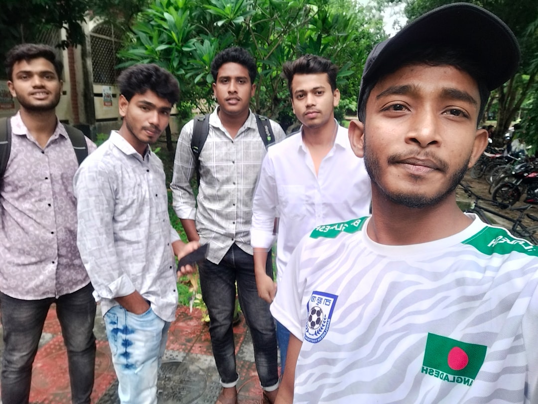 বাংলাদেশের তরুণদের প্রশিক্ষণ ও কর্মসংস্থানের প্রতীকী ছবি